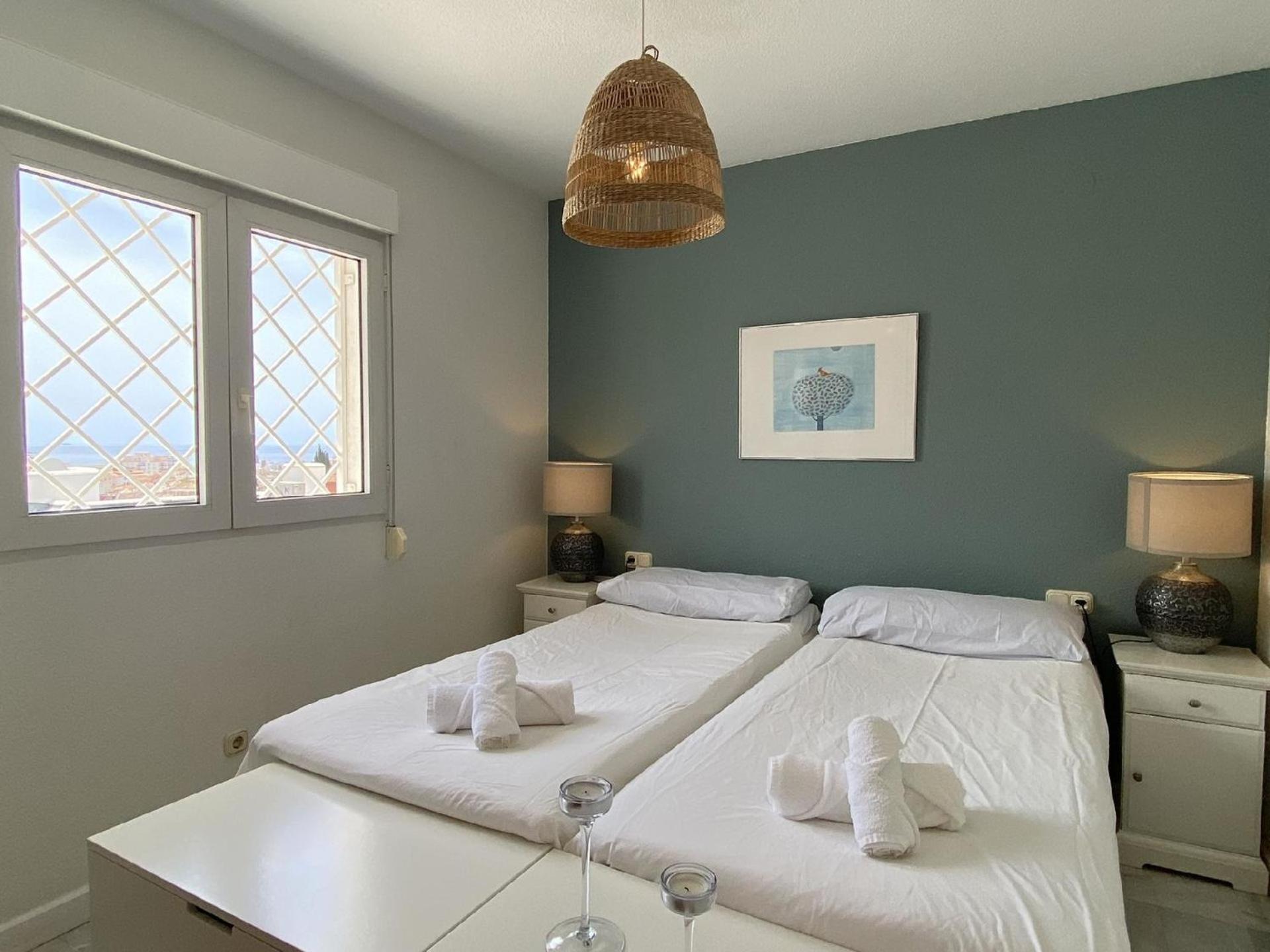 Fuer 6 Personen Ca 130 Qm In Nerja, Andalusien Costa Del Sol Vakantiehuis